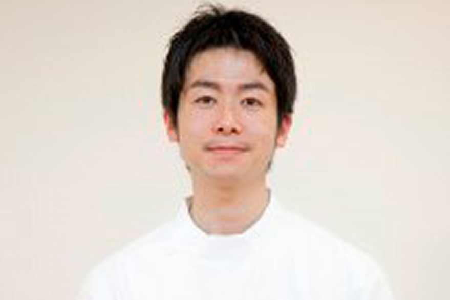 平成24年3月 九州歯科大学卒業 阿比留 圭之輔